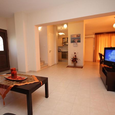 Holidays Villas Pissouri Eksteriør billede